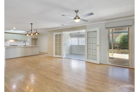Property photo of 25 Harmon Drive Drouin VIC 3818