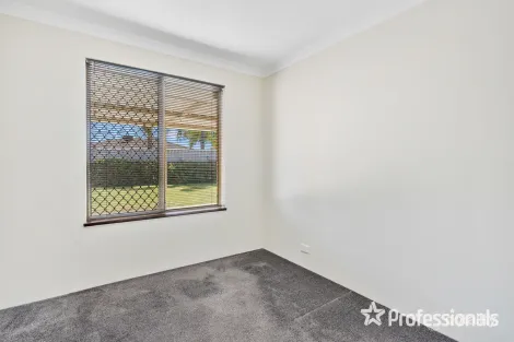 Property photo of 8 Percheron Entrance Stratton WA 6056