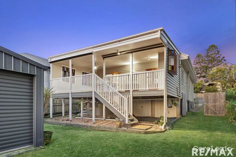 Property photo of 27 Seasome Avenue Sandgate QLD 4017