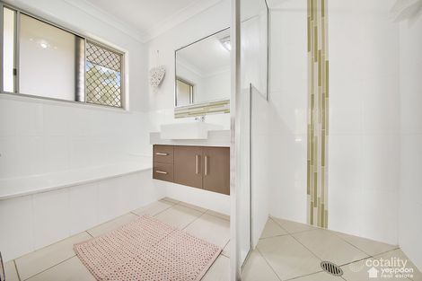 Property photo of 22 Mahogany Way Lammermoor QLD 4703
