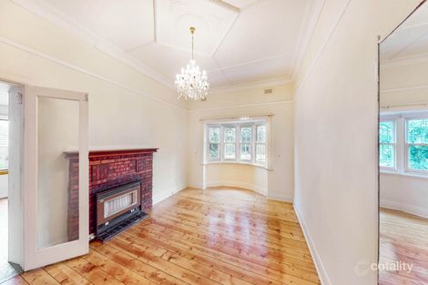 Property photo of 19 Irvine Crescent Brunswick West VIC 3055