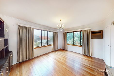 Property photo of 19 Irvine Crescent Brunswick West VIC 3055