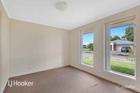 Property photo of 6 Mattei Court Evanston SA 5116