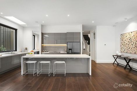 Property photo of 10 Lisbuoy Court Toorak VIC 3142