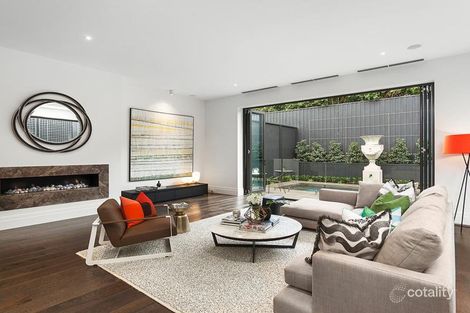 Property photo of 10 Lisbuoy Court Toorak VIC 3142