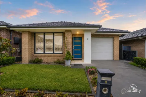 Property photo of 8 Charbray Loop Oran Park NSW 2570