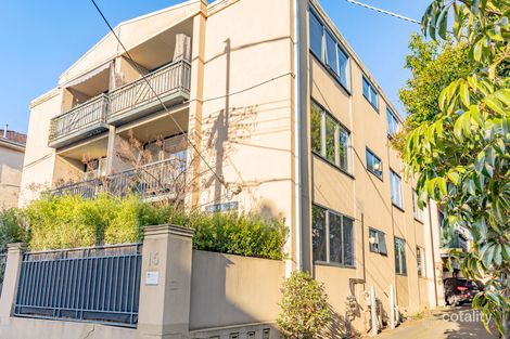 Property photo of 4/15 Burnett Street St Kilda VIC 3182