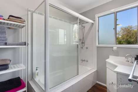 Property photo of 2 Hill Street Blackstone QLD 4304