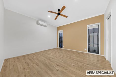 Property photo of 34 Orinoco Chase Werribee VIC 3030
