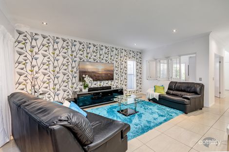 Property photo of 2/44 Bayview Street Runaway Bay QLD 4216