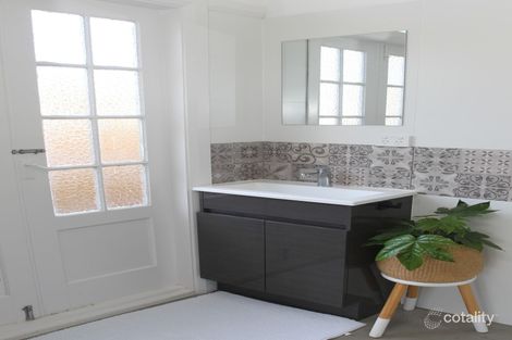 Property photo of 6 Esplanade Lindisfarne TAS 7015