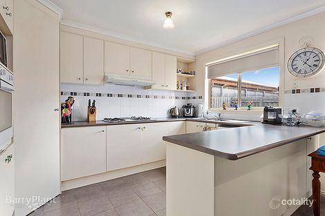 Property photo of 6A Breamlea Way Cranbourne West VIC 3977