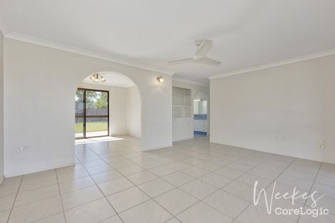 Property photo of 26 Pecton Place Avenell Heights QLD 4670