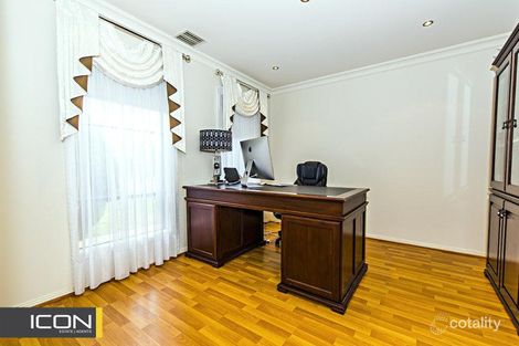 Property photo of 12 Pleasant Close Mill Park VIC 3082