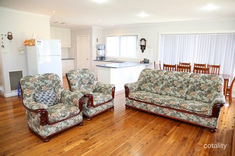 Property photo of 22 Wyvern Crescent Griffith NSW 2680