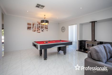 Property photo of 27 Burdekin Turn Hilbert WA 6112