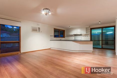 Property photo of 2 The Grange Hampton Park VIC 3976