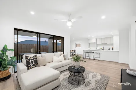 26 Theresa St, Golden Beach, QLD 4551