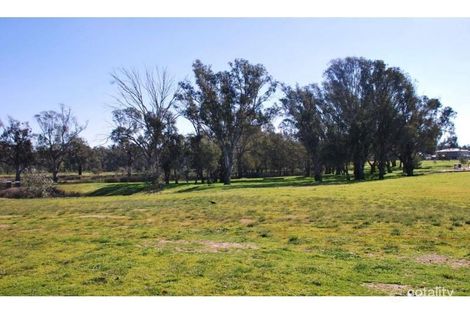 Property photo of 35 Seven Creeks Drive Kialla VIC 3631