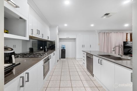 Property photo of 12 Schoeffel Grove Horningsea Park NSW 2171