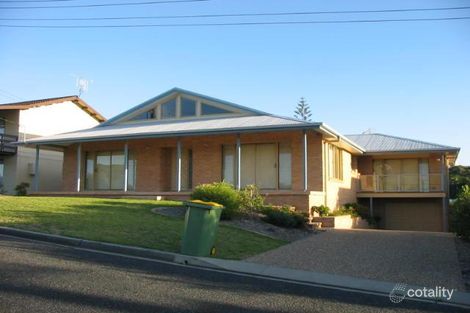 12 Cooper Cres, Boomerang Beach, NSW 2428