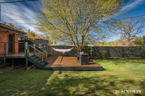 17 Macartney Cres, Deakin, ACT 2600