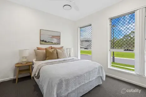 Property photo of 28 Turtle Place Karawatha QLD 4117