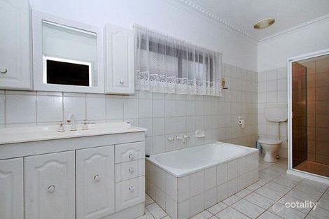 Property photo of 24 Kia Ora Road Reservoir VIC 3073