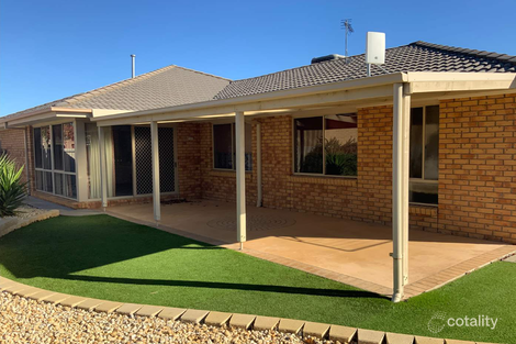 Property photo of 2 Royal Court Horsham VIC 3400