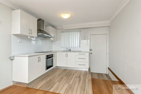 Property photo of 2/8 Mynah Close Mount Hutton NSW 2290