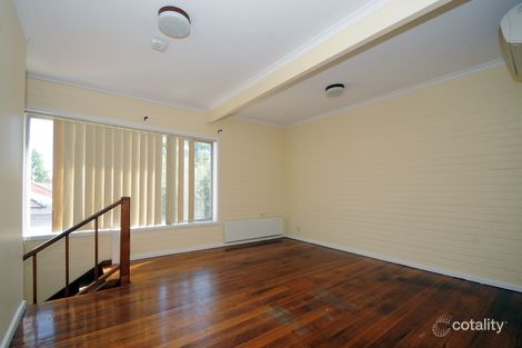 8 Newton Lane, Seaford, VIC 3198