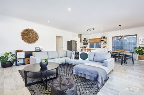 Property photo of 16 Carine Parade Lake Coogee WA 6166