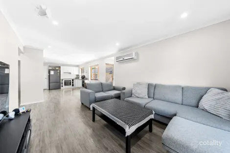 Property photo of 3/5 McBrien Court Redbank Plains QLD 4301
