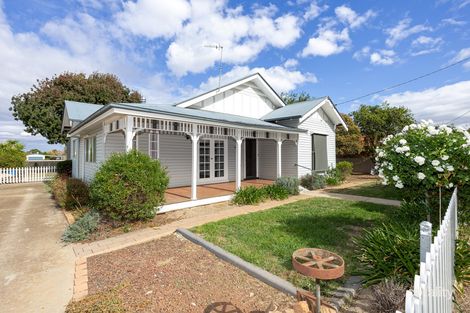 Property photo of 20 Lawson Road Temora NSW 2666