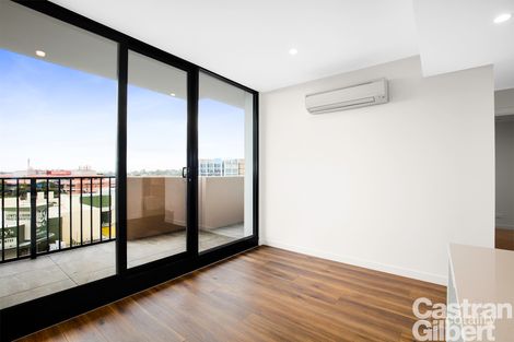 425/70 Batesford Rd, Chadstone, VIC 3148