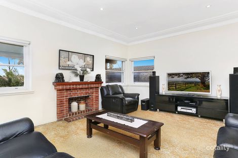 32 Bunyala St, Carss Park, NSW 2221