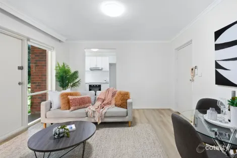 Property photo of 2/7 Glenmore Street Box Hill VIC 3128