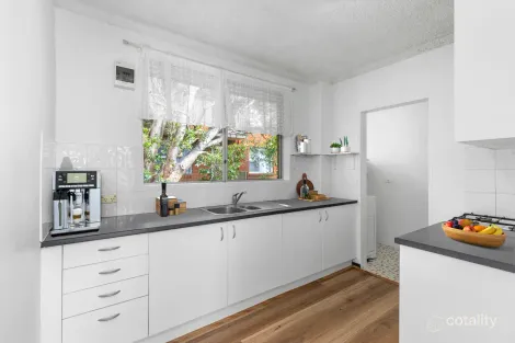 Property photo of 9/77 Pacific Parade Dee Why NSW 2099