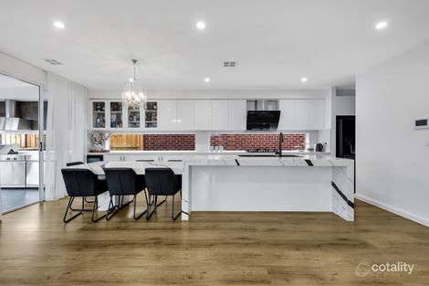 Property photo of 20 Clowes Street Mickleham VIC 3064