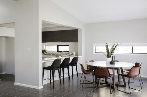 Property photo of 35 Pascoe Street Spring Farm NSW 2570