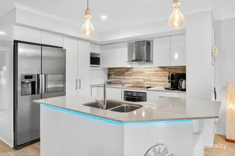 Property photo of 1/10-16 Alexandra Avenue Mermaid Beach QLD 4218