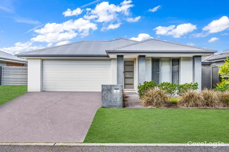 Property photo of 16 Sandcastle Street Fern Bay NSW 2295