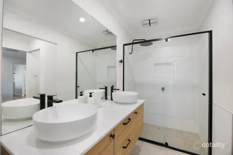 Property photo of 1 Soreina Drive Wyee NSW 2259