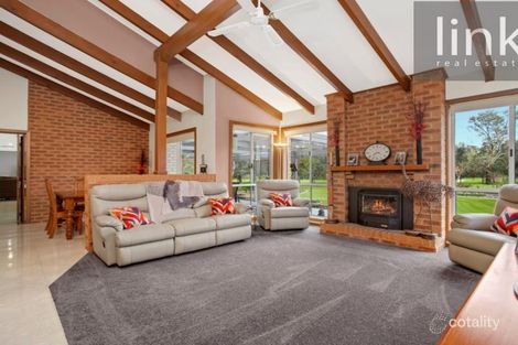 Property photo of 16 Peninsular Court Thurgoona NSW 2640