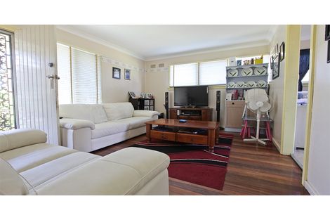Property photo of 10 Tunbridge Street Busby NSW 2168