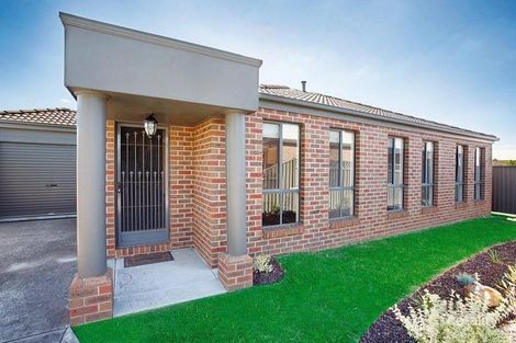 2/343 Gillies St N, Wendouree, VIC 3355