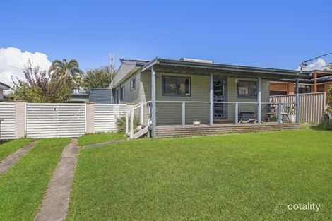 Property photo of 18 Carinya Street Charmhaven NSW 2263
