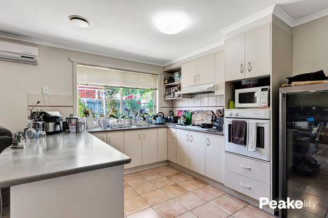 Property photo of 2 Mudlark Court Berwick VIC 3806