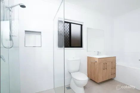 Property photo of 5 Corinne Place Dugandan QLD 4310