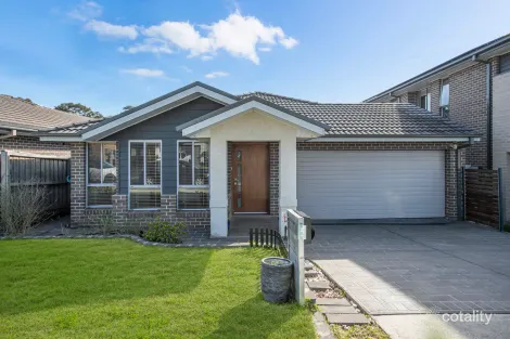 5 Dunell St, Middleton Grange, NSW 2171